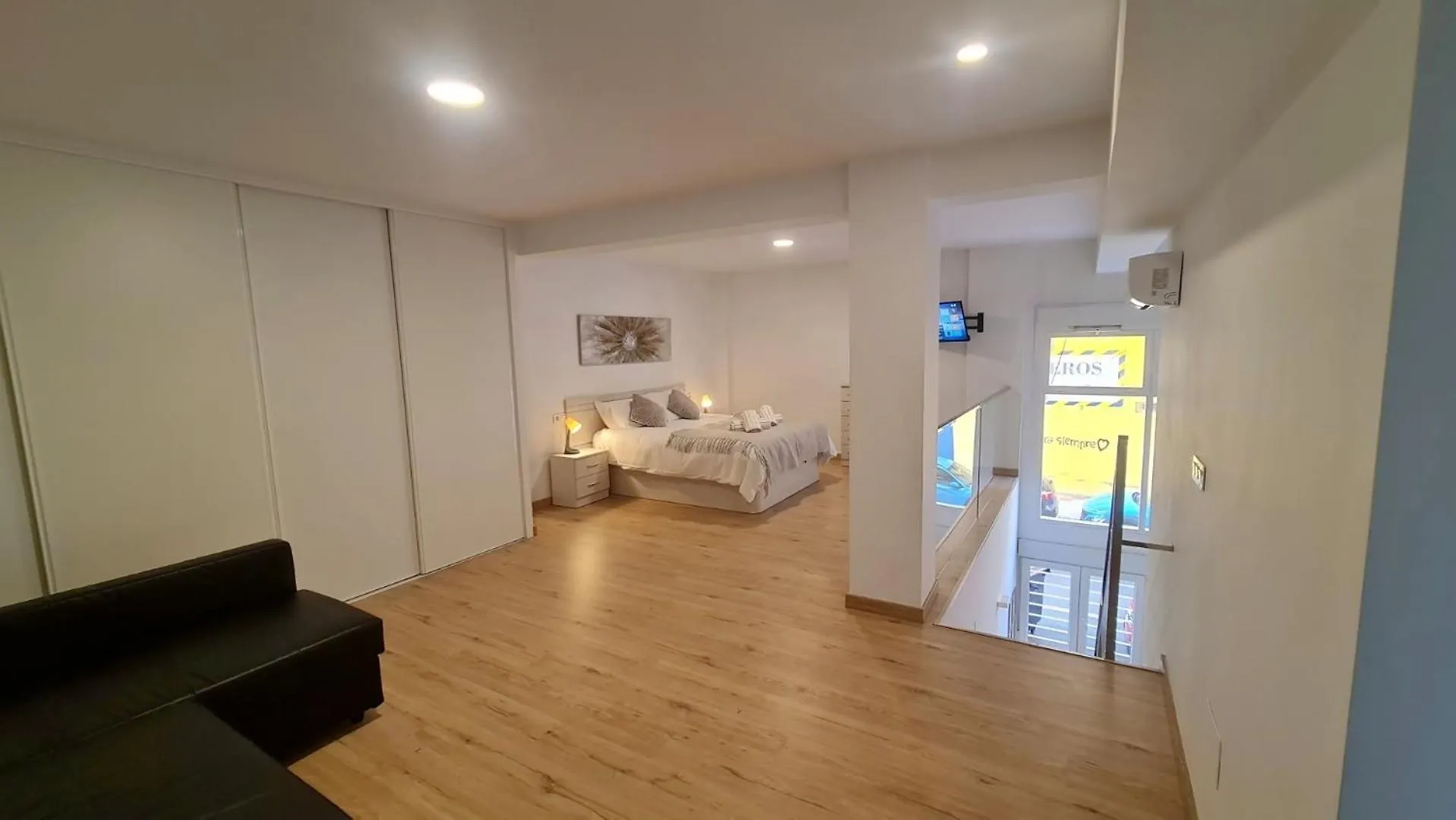Duplex Huelin I & Beach Apartment Malaga 0*,  Spain