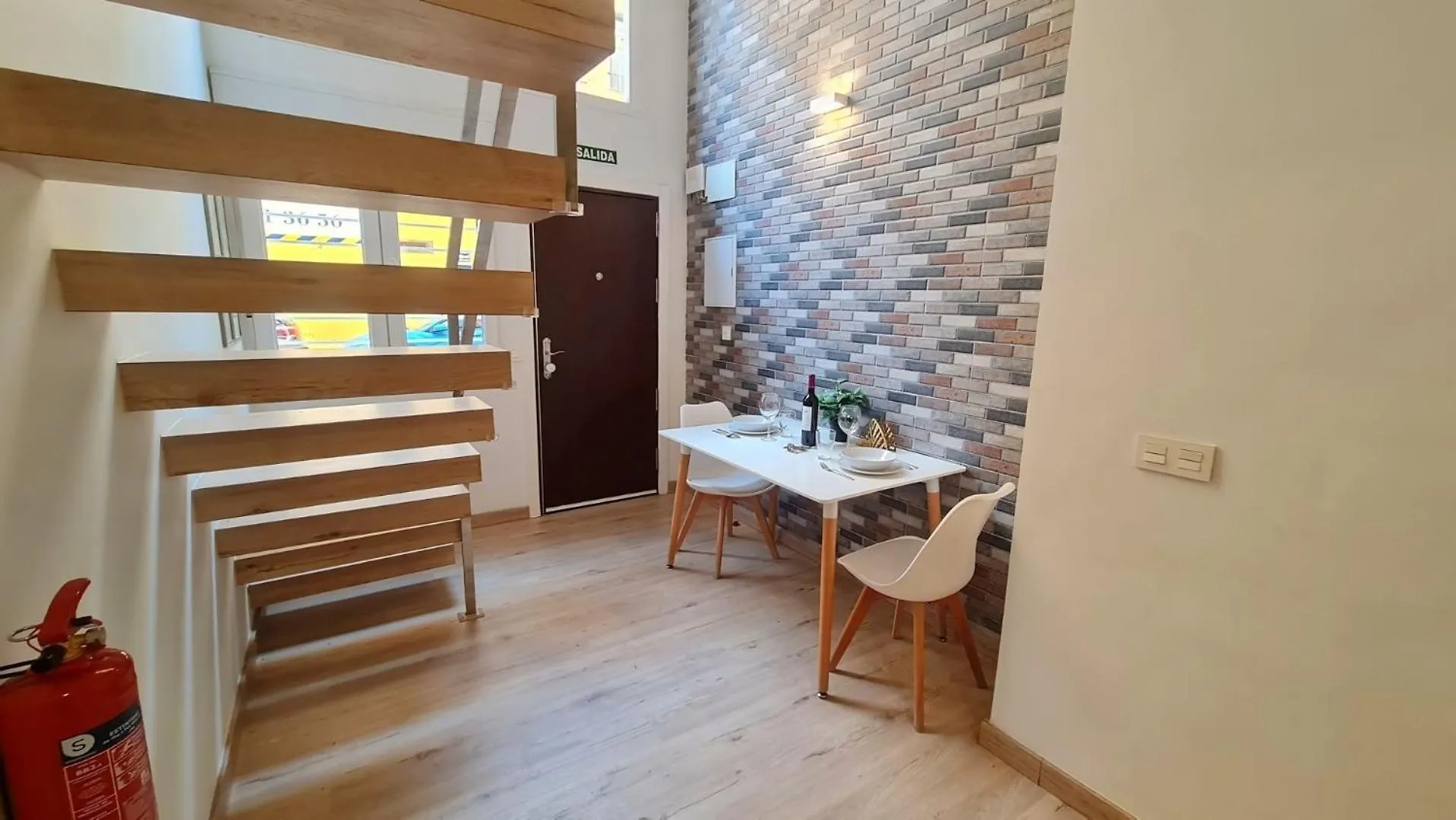 Duplex Huelin I & Beach Apartment Malaga 0*,