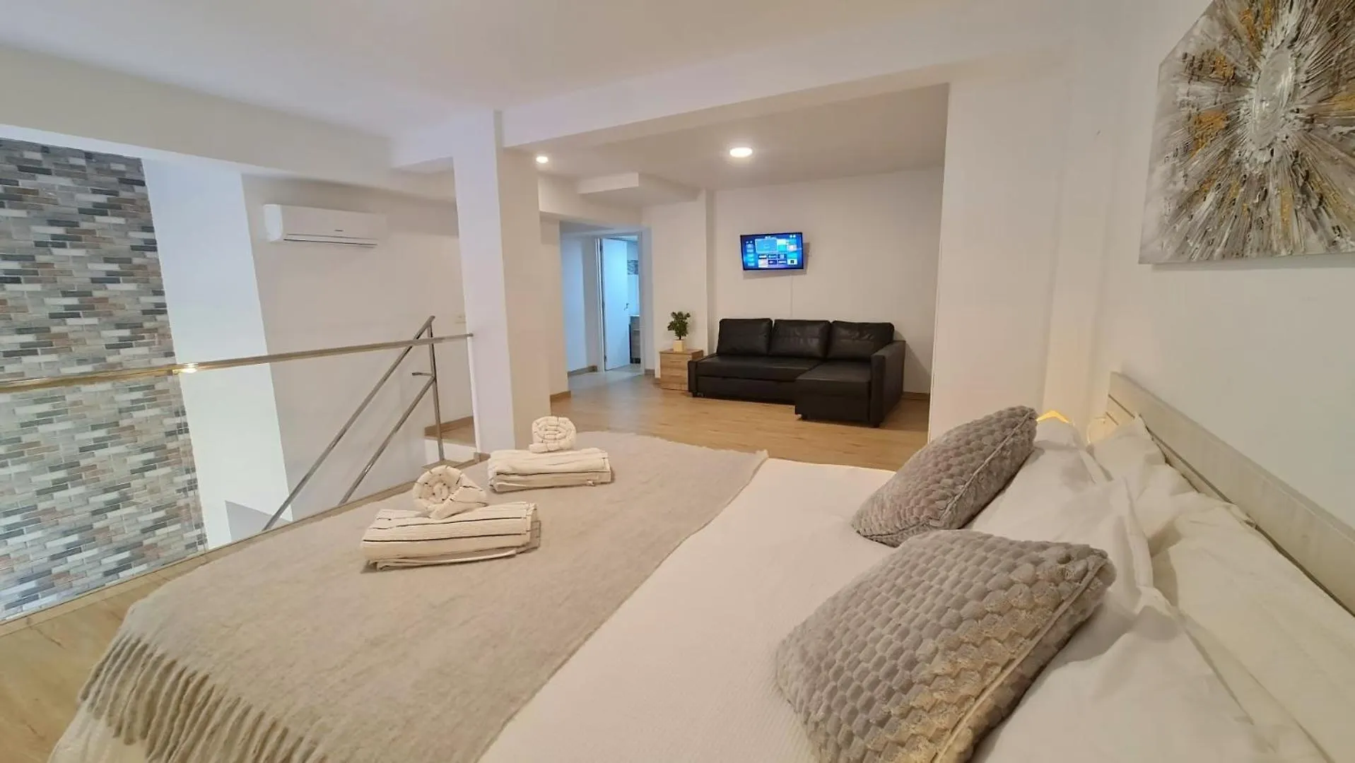 Duplex Huelin I & Beach Apartment Malaga